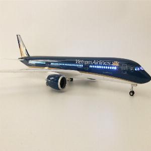 Mô hình máy bay Viet Nam Airlines cao cấp Airbus A350 47 cm có đèn led, bánh xe trưng bày