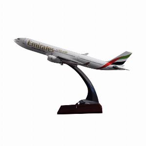 Mô hình máy bay Emirates Airlines A330 Aircraft Model 32cm 