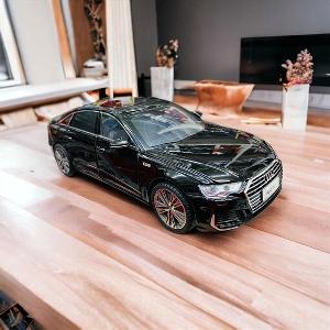 Mô hình xe ô tô Audi A6 1:18 [Black]