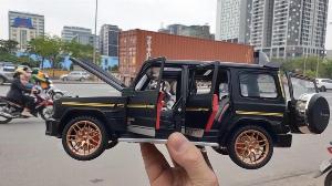 Mô hình xe ô tô Mercedes G700 Brabus 1:18 [Black]