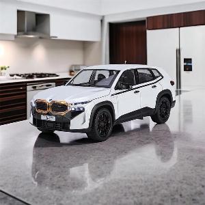 Mô hình xe BMW The XM 1:24 2024