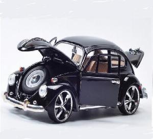 Mô hình xe cổ Volkswagen Beetle 1967 tỷ lệ 1:18 [Đen]