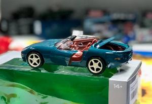 Mô hình xe cổ Jaguar XK180 1999 tỷ lệ 1:24