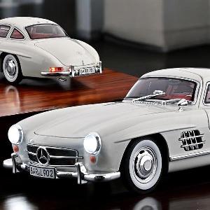 Mô hình xe cổ Mercedes 300SL tỷ lệ 1:18